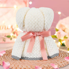 Joyseller foam rose keepsake for elegant graduation décor.