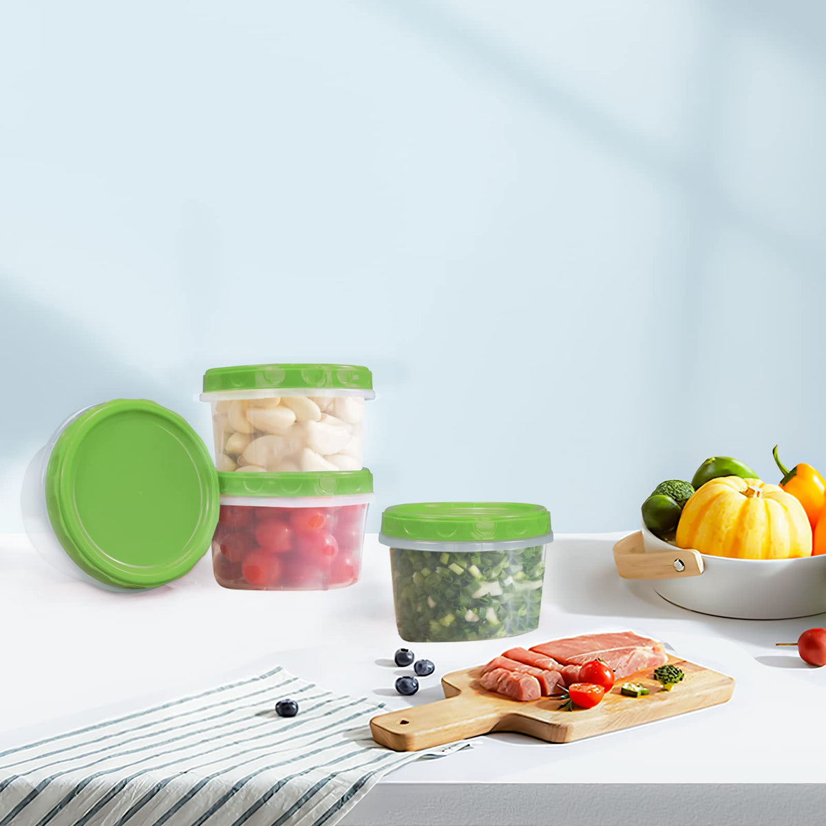Jucaifu screw-cap snack containers provide leakproof lunch storage on the go.
