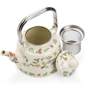 Jucoan 1.8-quart enamel kettle ready for camping or picnics on the go.