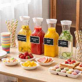 Jucoan BPA-free lightweight plastic carafe, durable for outdoor use.
