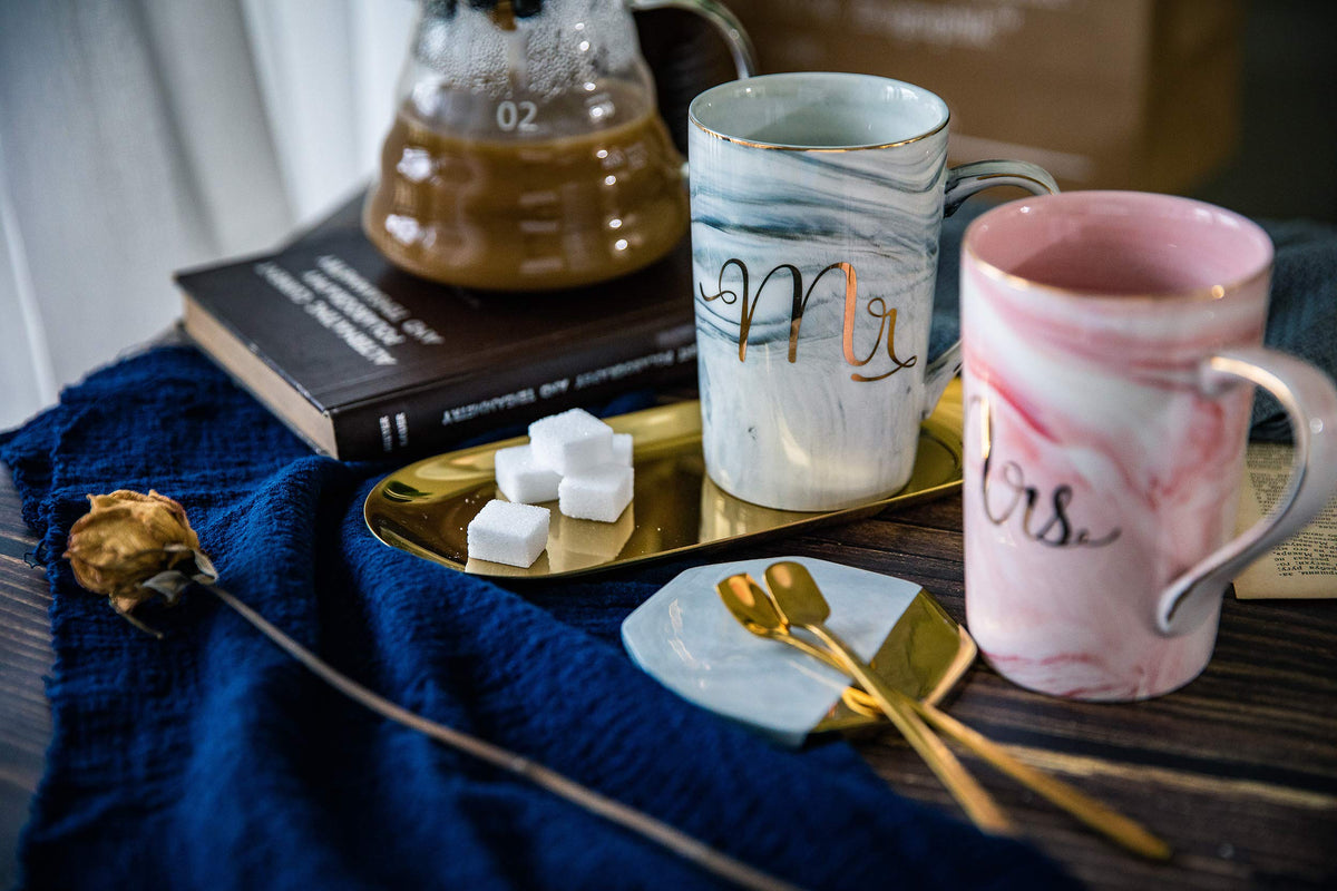 Jumway double spoons add convenience to everyday coffee rituals