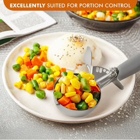 JUNADAEL J 4oz scoop with portion-control capability for consistent servings.