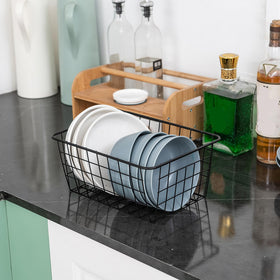 JUNCHU CHERRY compact basket adapts to wardrobes and shelves for tidy corners.