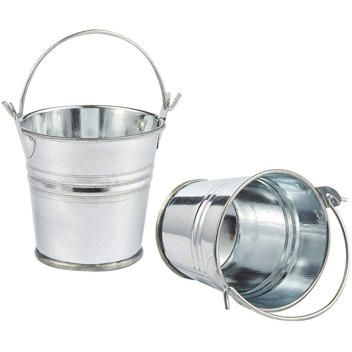 Juvale mini bucket helps classrooms stay tidy and organized.