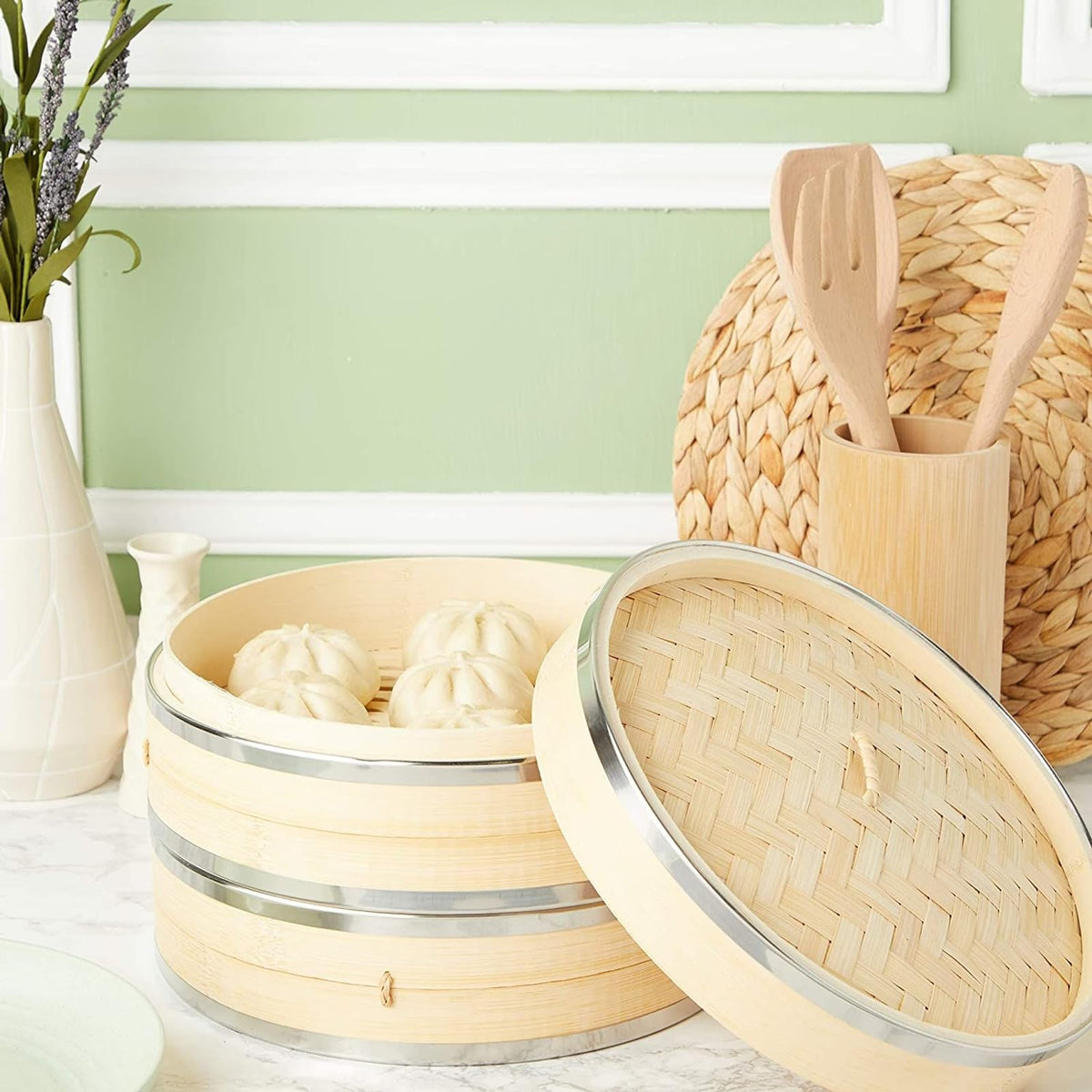 Juvale dumpling-steamer basket with bamboo and steel rings for dim sum.
