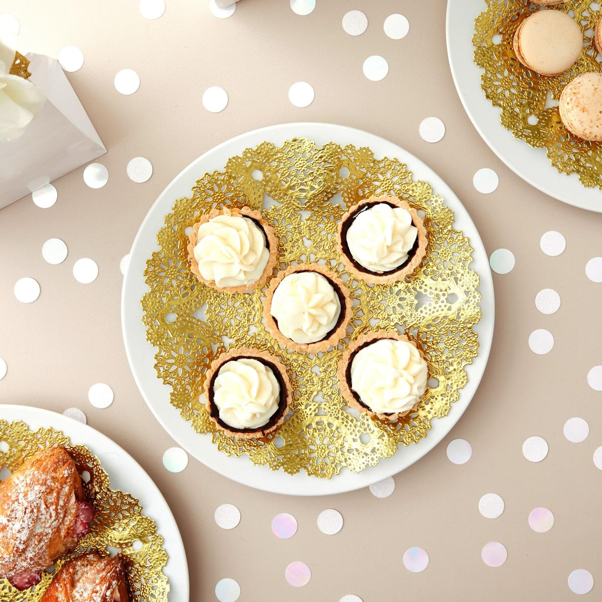 Juvale gold doilies with scalloped edges for upscale table décor.