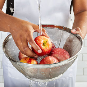 Juvale stainless steel strainer resists rust for durable daily use.