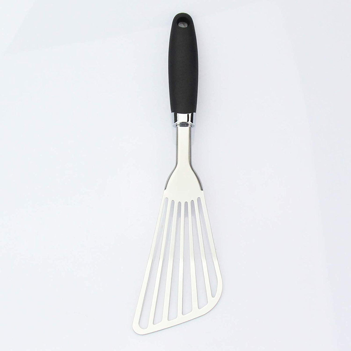 JXWING non-slip handle spatula provides better grip during cooking.