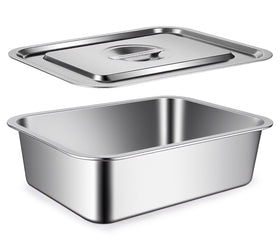 KAKO 9x13 baking pan with lid, ideal for layered dishes.