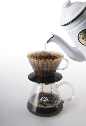 Kalita Wave 185 heat-resistant glass enables practical, portable brewing anywhere.