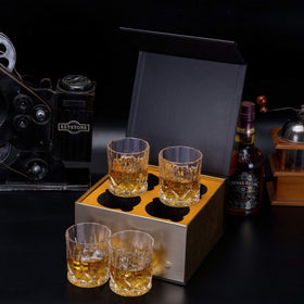 KANARS elegant gift box packaging suggests premium unboxing experience and ready-to-gift presentation.