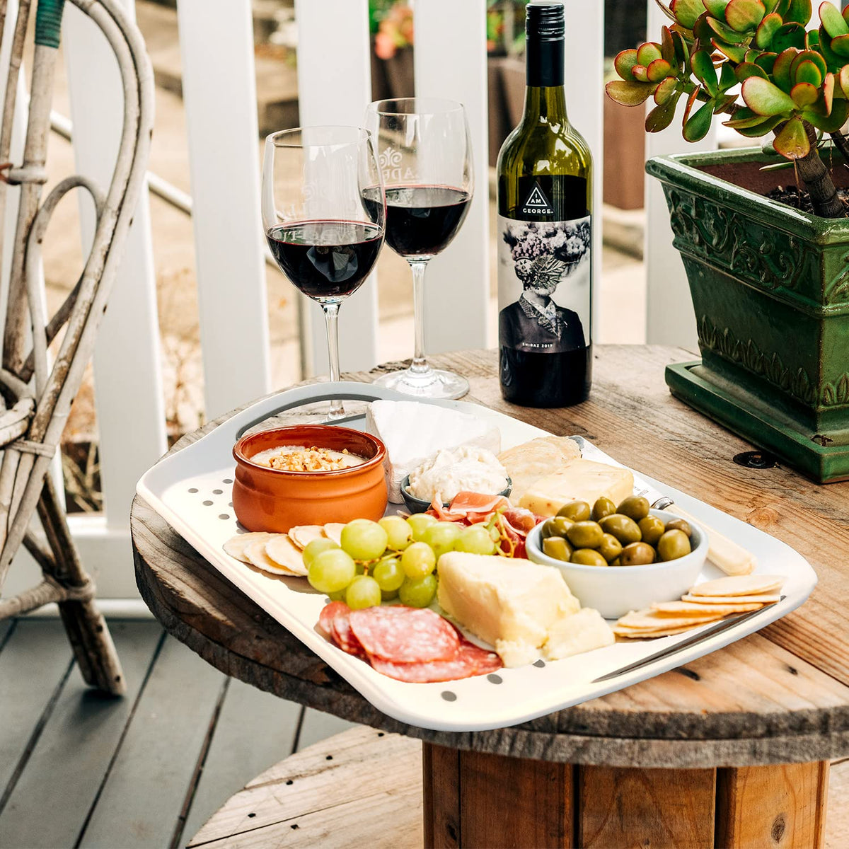 KAQAHIDO rectangular modern design tray fits plates and utensils neatly.