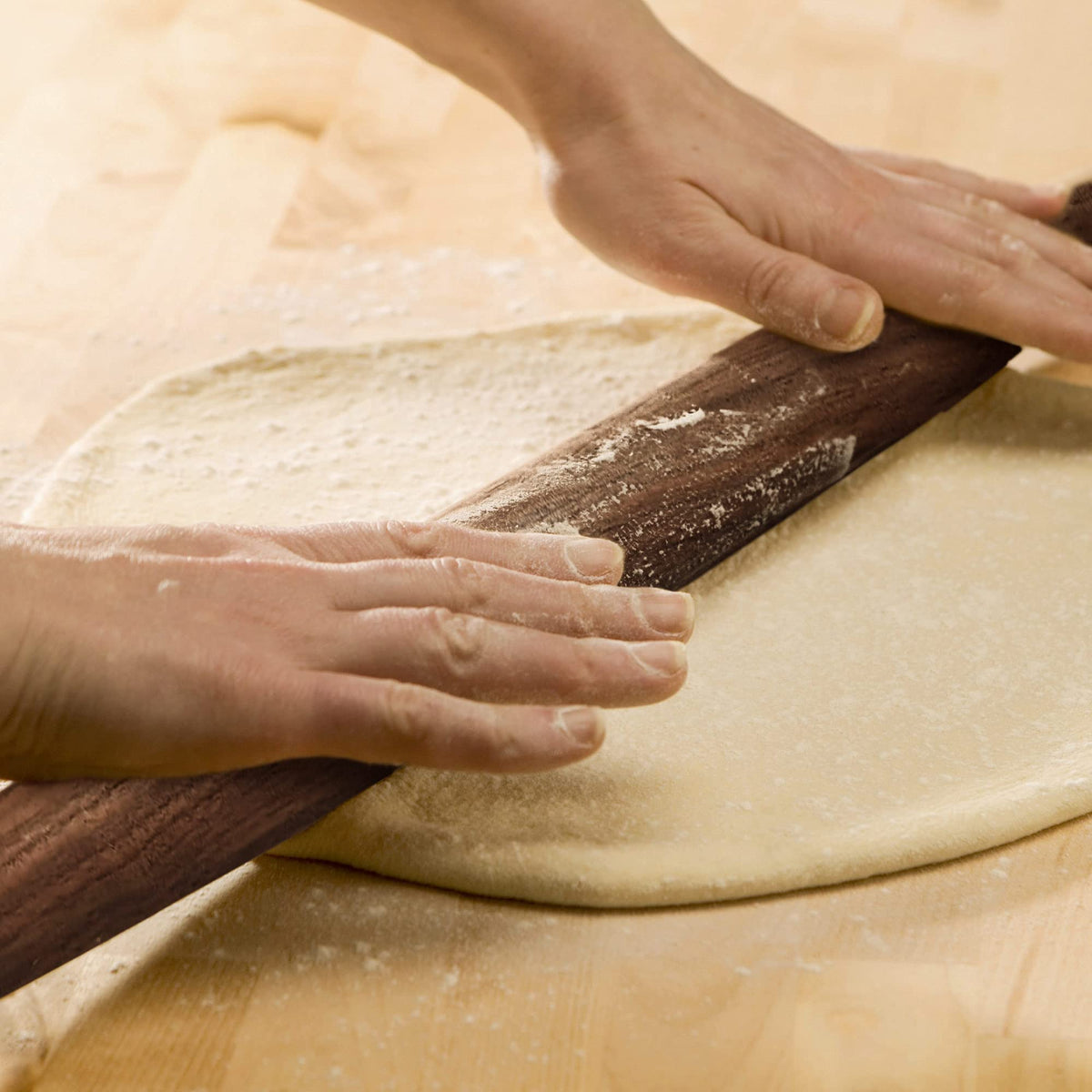 KARRYOUNG easy-clean rolling pin ready for quick kitchen cleanup