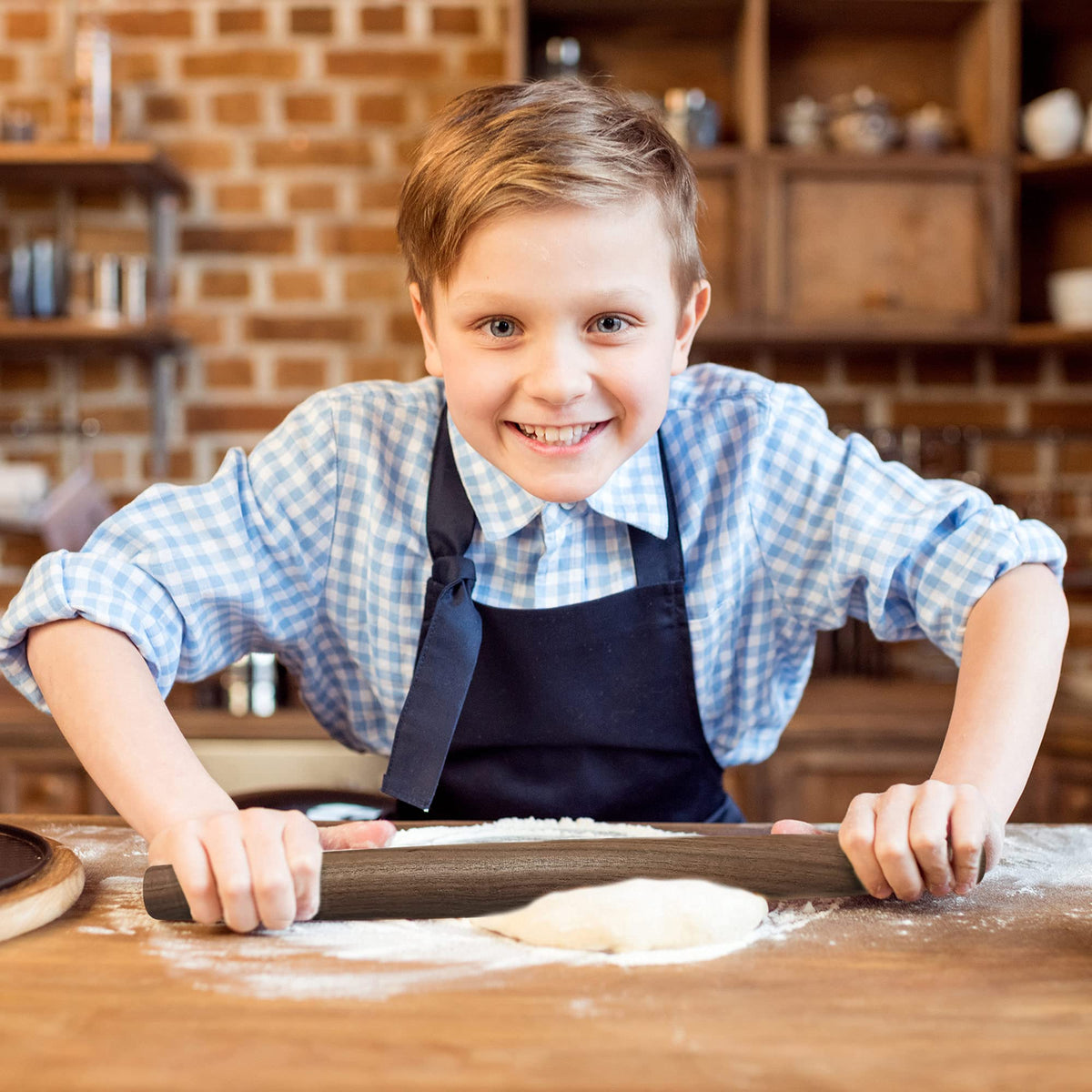 KARRYOUNG smooth surface rolling pin reduces sticking during rolling