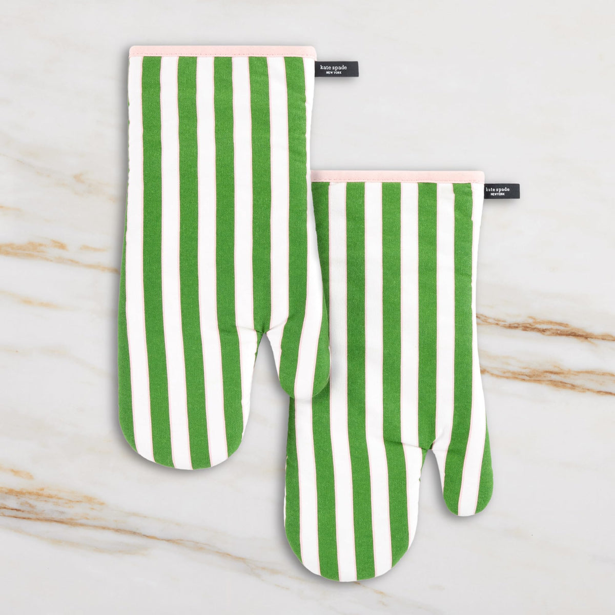 kate spade new york oven mitts with quilted lining provide safer handling of hot pans
