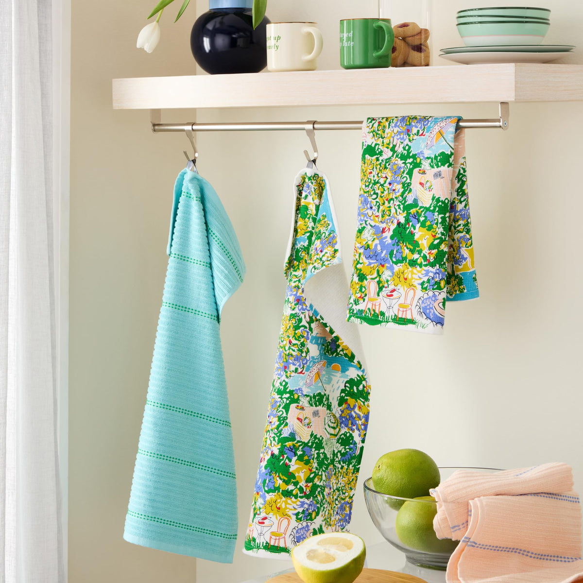 Kate Spade New York Spring Garden towel close-up shows soft cotton weave and absorbent performance