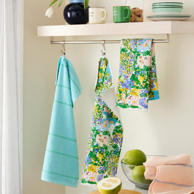Kate Spade New York Spring Garden towel close-up shows soft cotton weave and absorbent performance