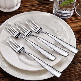 KEAWELL 18-10 stainless steel fork demonstrates durable, corrosion-resistant construction for daily use.
