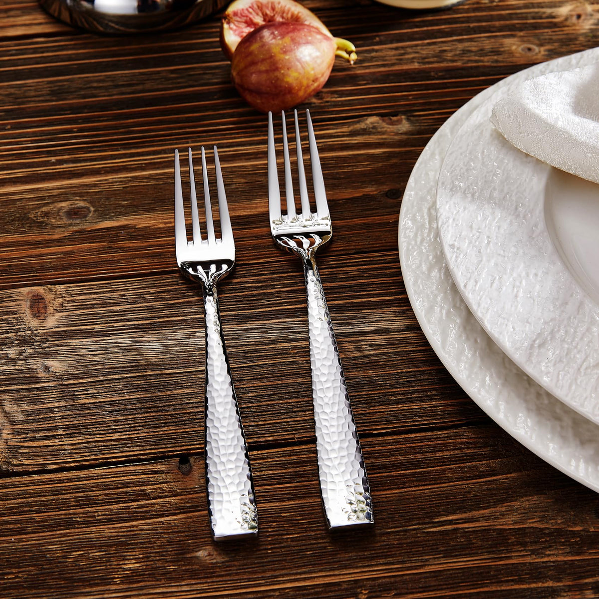 KEAWELL mirror-finish fork close-up captures high-gloss shine on each tine.