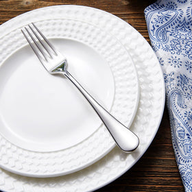 KEAWELL Verona dishwasher-safe design resists water spots and wear.
