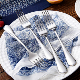 KEAWELL Verona mirror-finish detail enhances elegant table presentation.