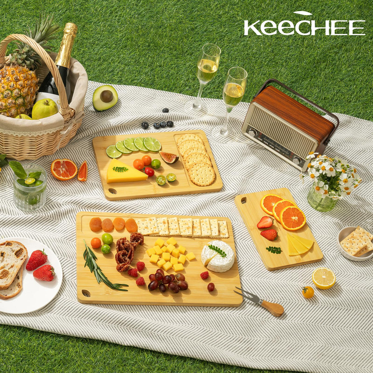 Keechee built-in handles enable safe, easy transfers