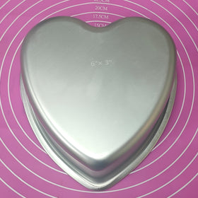 Kefyixc heart shaped cake pan, hand wash only to protect coating.
