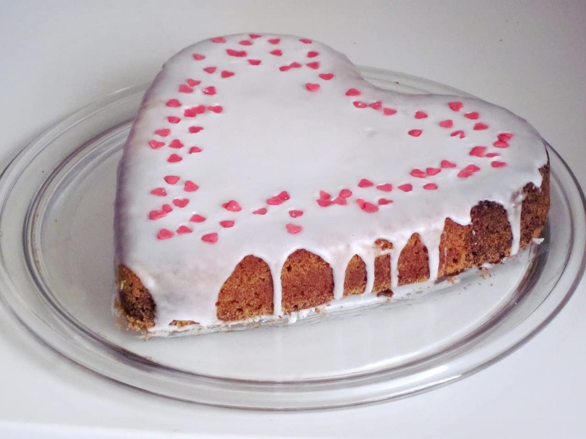 Kefyixc heart-shaped cake pan ideal for weddings and parties