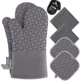 KEGOUU oven mitts grey front view with non-slip silicone grip