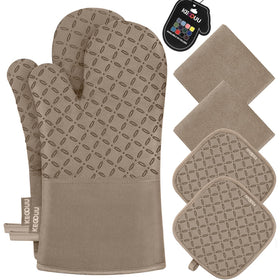 KEGOUU oven mitts with non-slip silicone grip for safe handling of hot pans