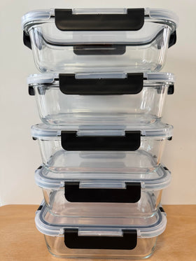 KEKEGO airtight lids with silicone seal keeps food fresh and leak-free.