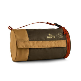 Kelty Spill-Ender car-mounted setup keeps towels dry and easy to grab on the go.