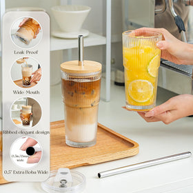 KEMORELA dual lid system with bamboo and clear lids, silicone seals prevent spills.
