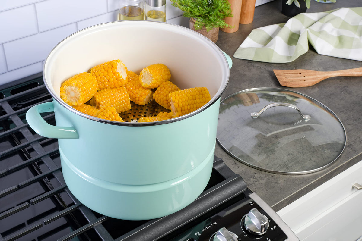 Kenmore Broadway durable riveted handles provide secure lifting and pouring.