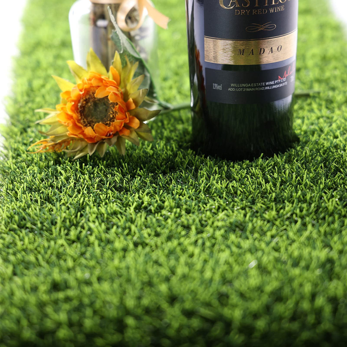 Kesfey artificial grass squares lawn as indoor-outdoor decor option.