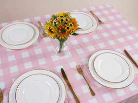 Kesfey tablecover being wiped clean after use