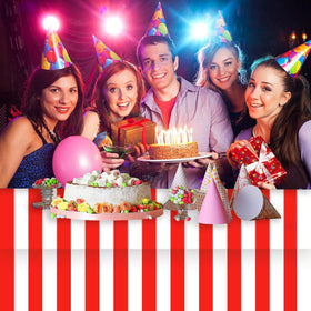 Kesfey spill-proof tablecloth for outdoor events and tidy cleanup.