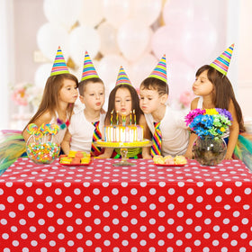 Kesfey wedding and holiday tablecloth in red polka dots