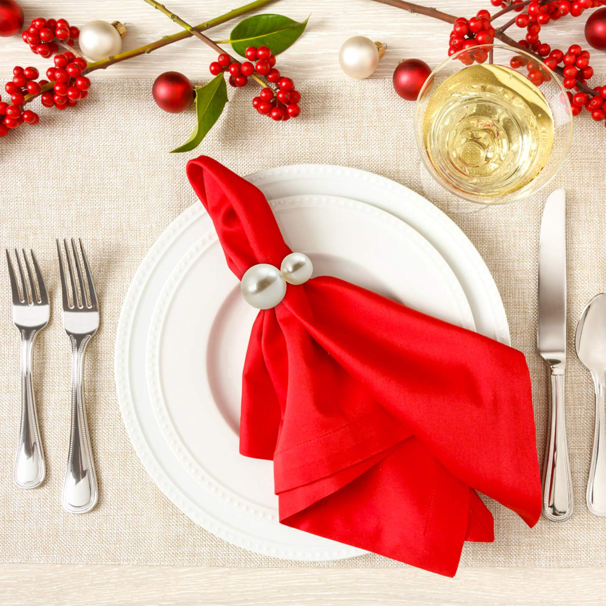 Kesote lustrous pearl detail elevates table decor for holidays