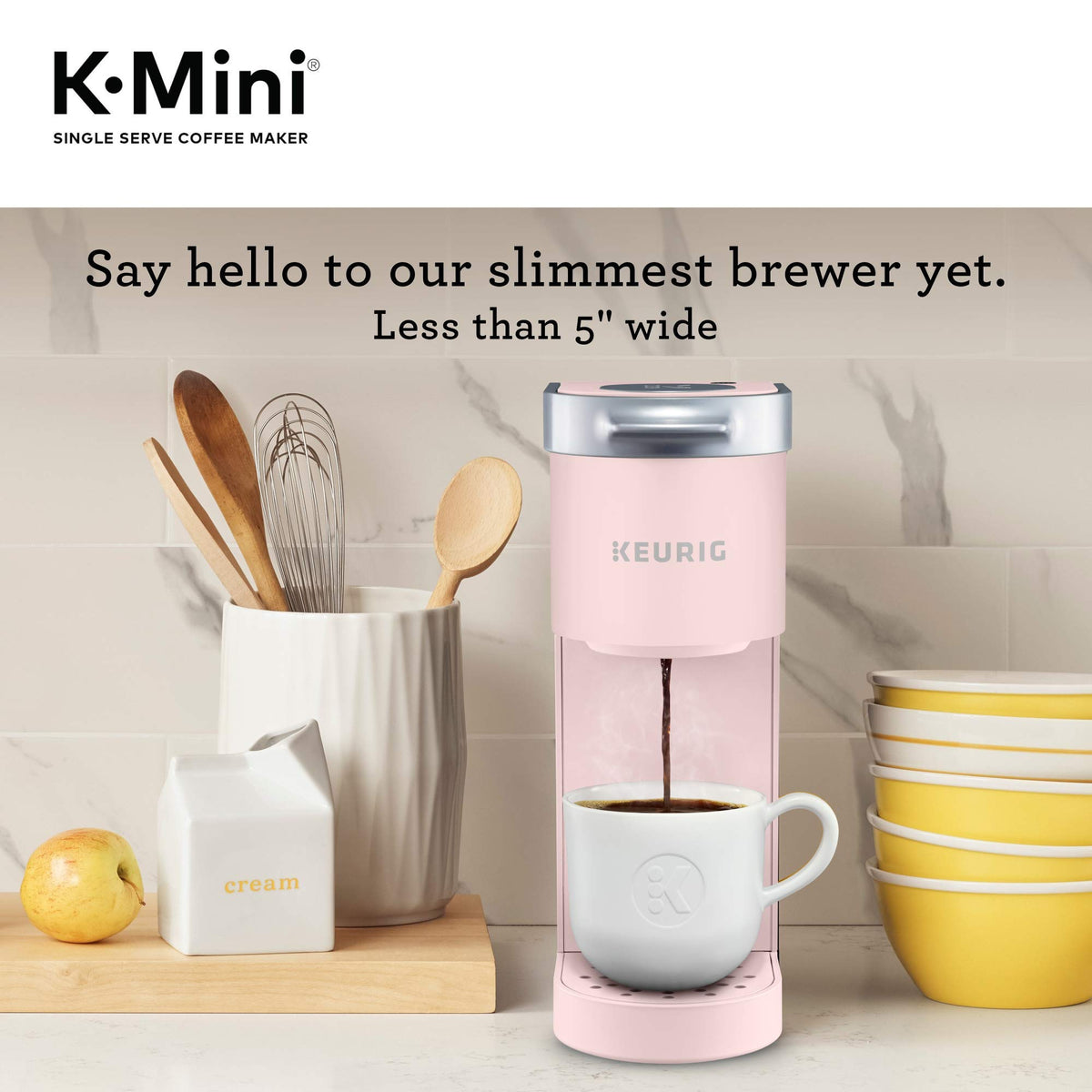 K-Mini pod insertion and brew setup for fast coffee