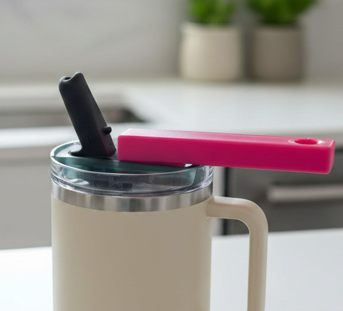 Durable build of the Easy Grip Opener supports repeated use over time.