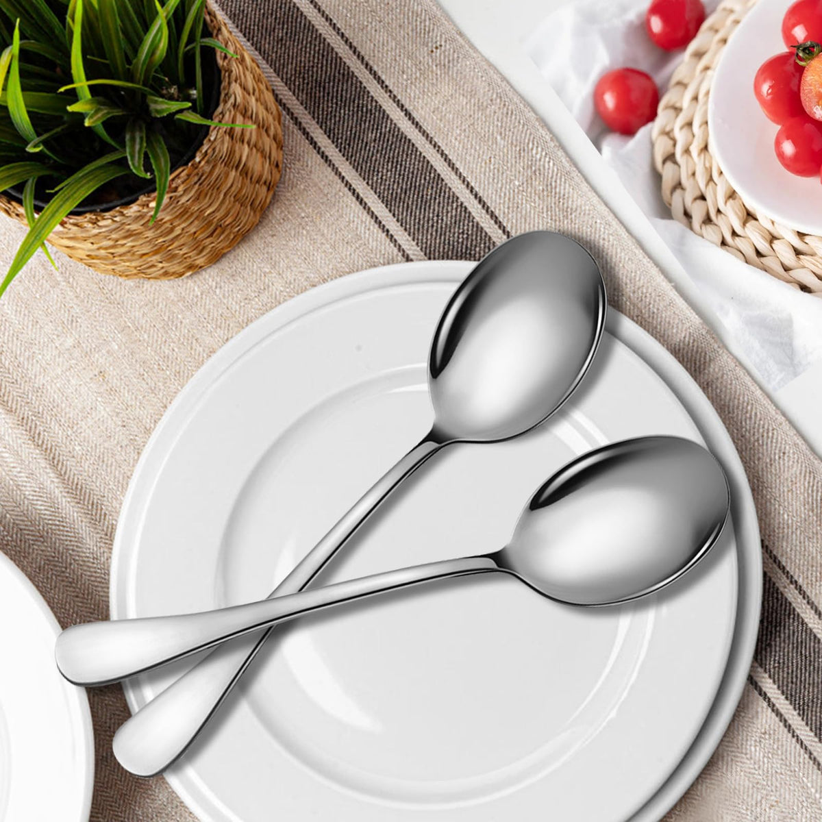 KeyOXY polished spoons feature vacuum plating for long-lasting shine.