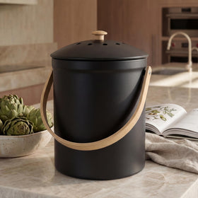 KIBAGA beautiful kitchen compost bin with lid closed, compact and tidy for counter top use.