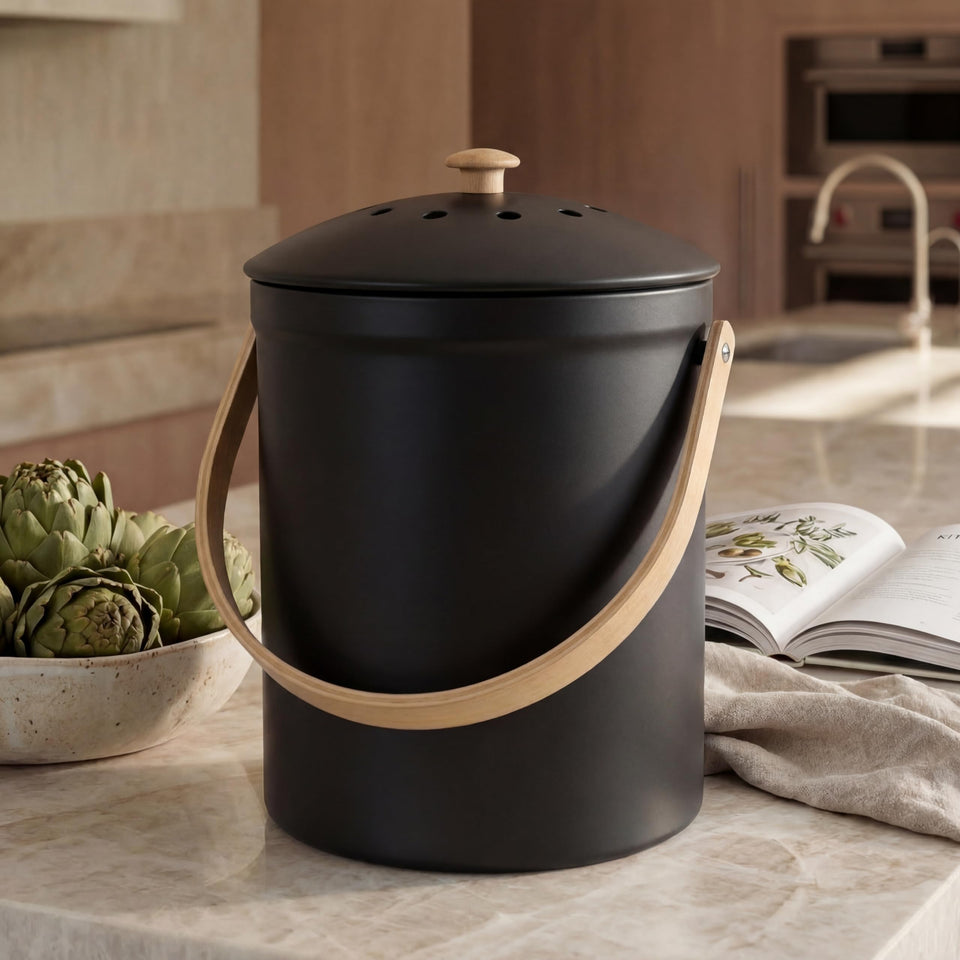 KIBAGA beautiful kitchen compost bin with lid closed, compact and tidy for counter top use.