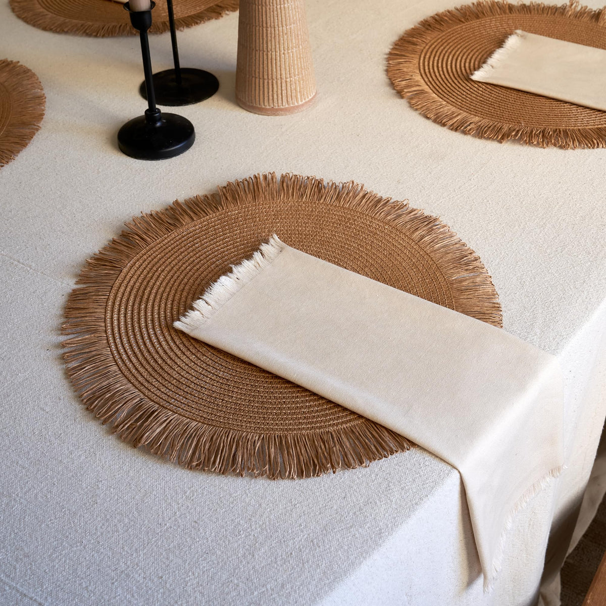 KIBAGA easy-care mats wipe clean; napkins machine wash gentle