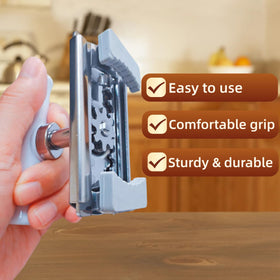 Kichwit secure rubber jaws prevent slips during use.