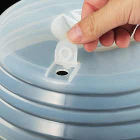 Kichwit heat-resistant silicone cover handles temperatures up to 210C