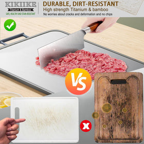 KIKIIKE double sided board with handle demonstrates secure grip during prep