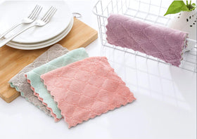 Kimteny multi-use towels for drying hands and counters.