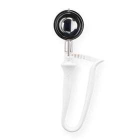 King Arthur spring-loaded scoop releases dough smoothly with minimal sticking.